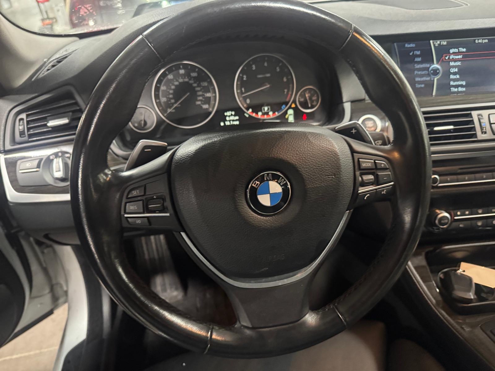 Thumbnail: 2011 BMW 5 Series - 4