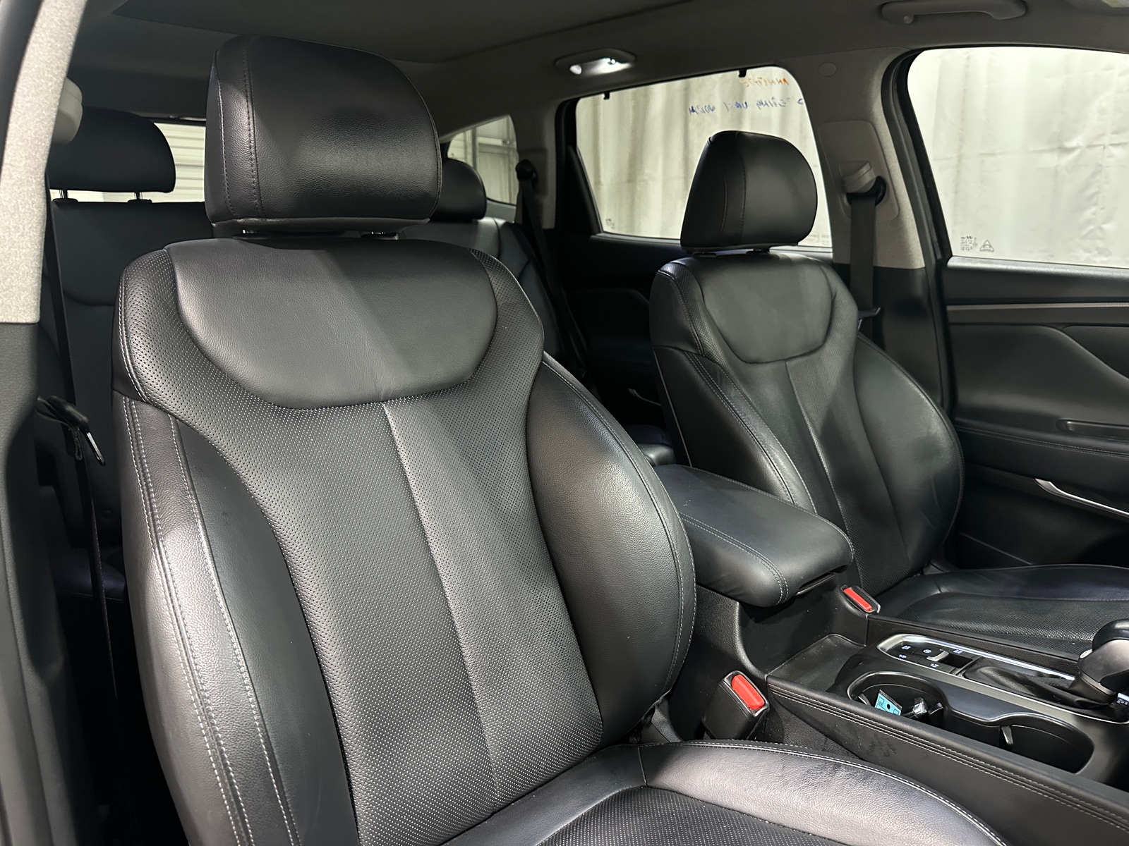 Thumbnail: 2020 Hyundai Santa Fe - 2