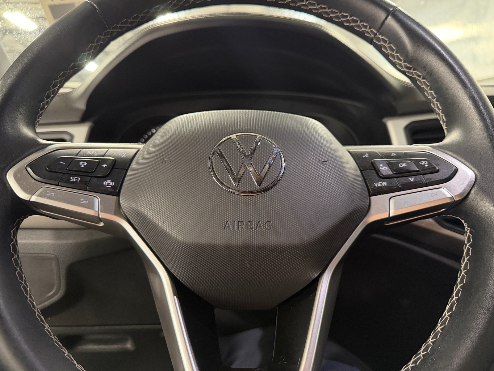 Thumbnail: 2021 Volkswagen Atlas - 4