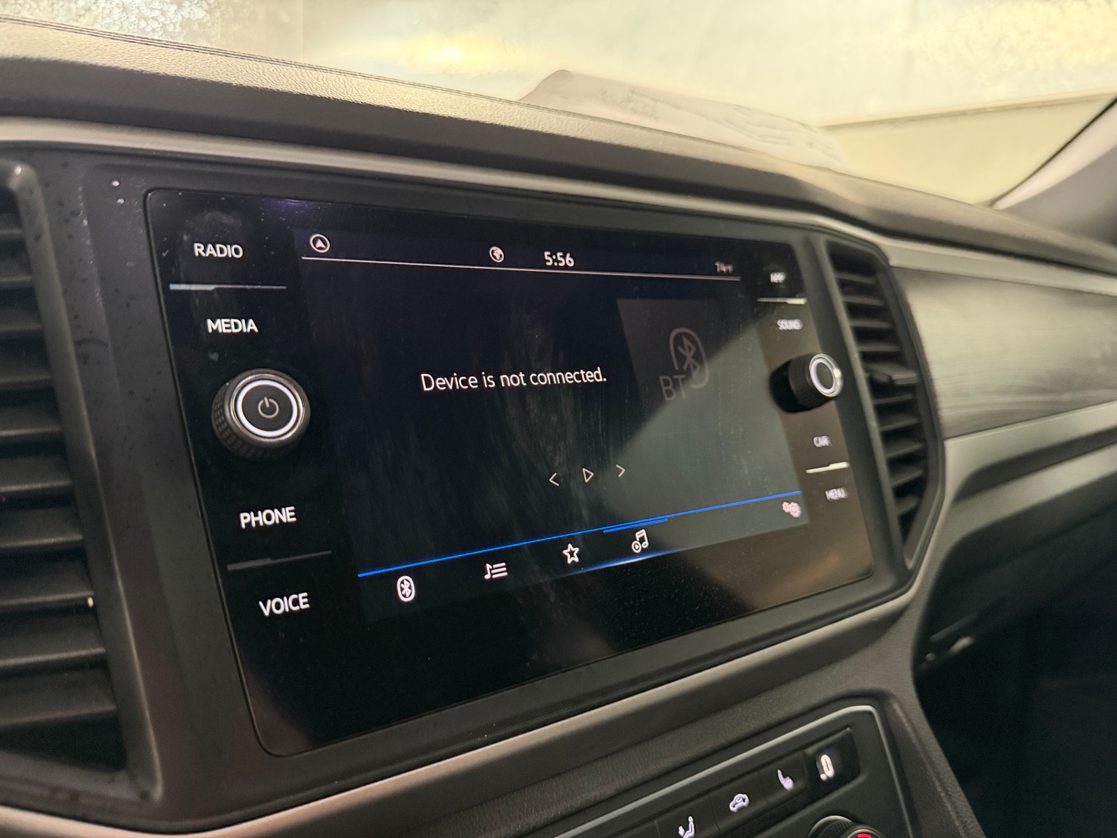 Thumbnail: 2021 Volkswagen Atlas - 3