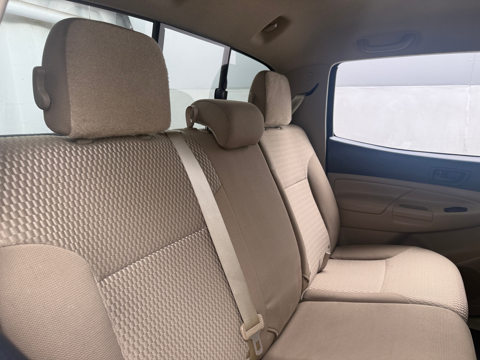 Thumbnail: 2015 Toyota Tacoma - 6