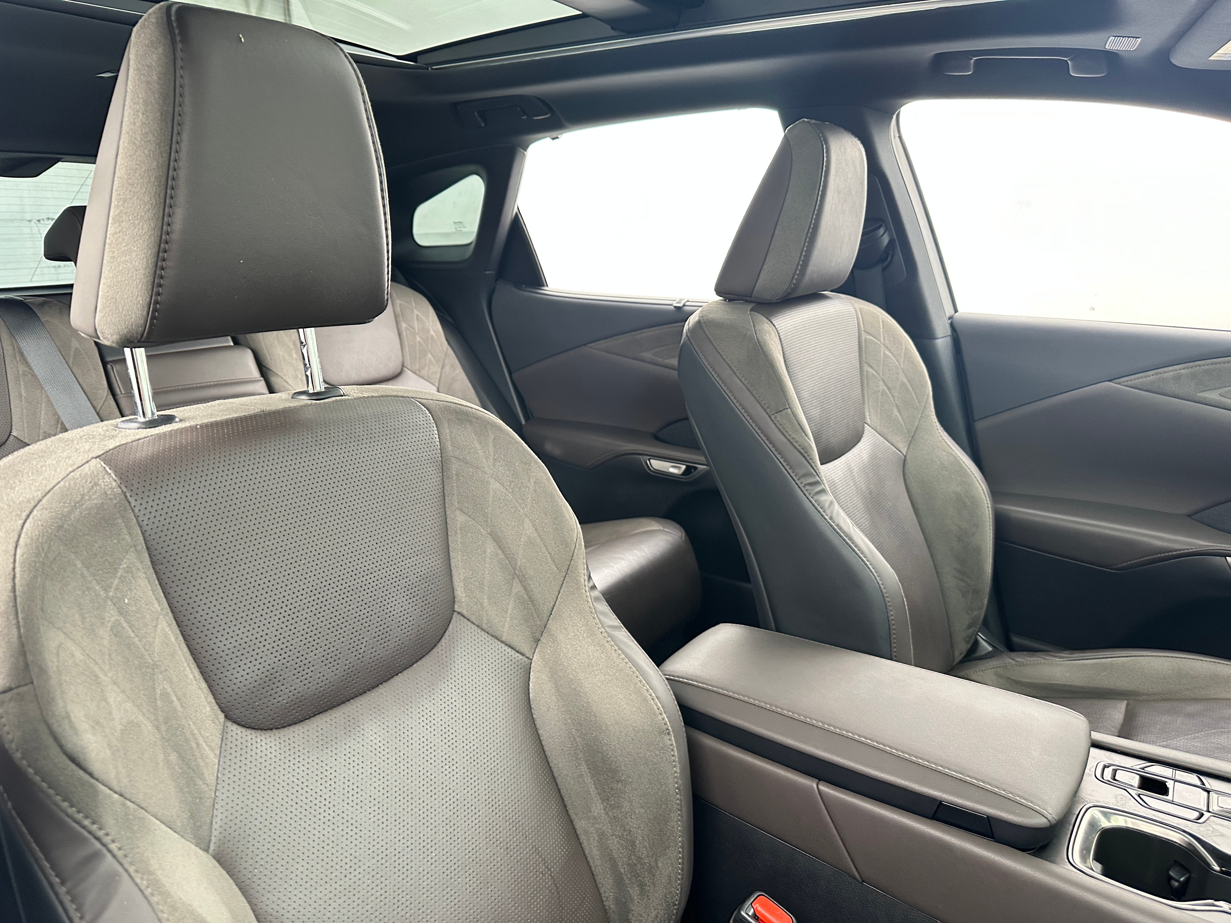 2023 Lexus RX Hybrid