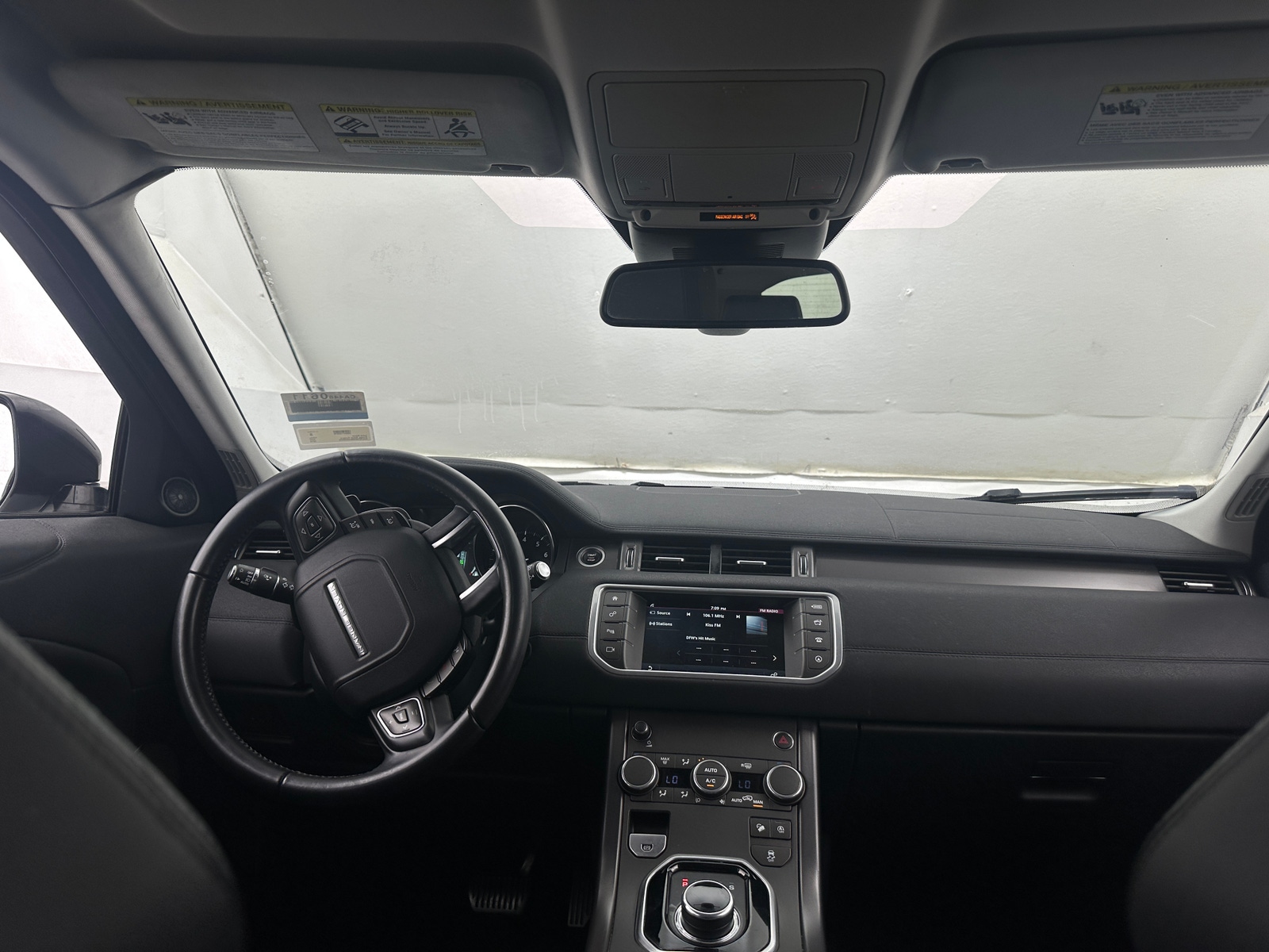 Thumbnail: 2019 Land Rover Range Rover Evoque - 2