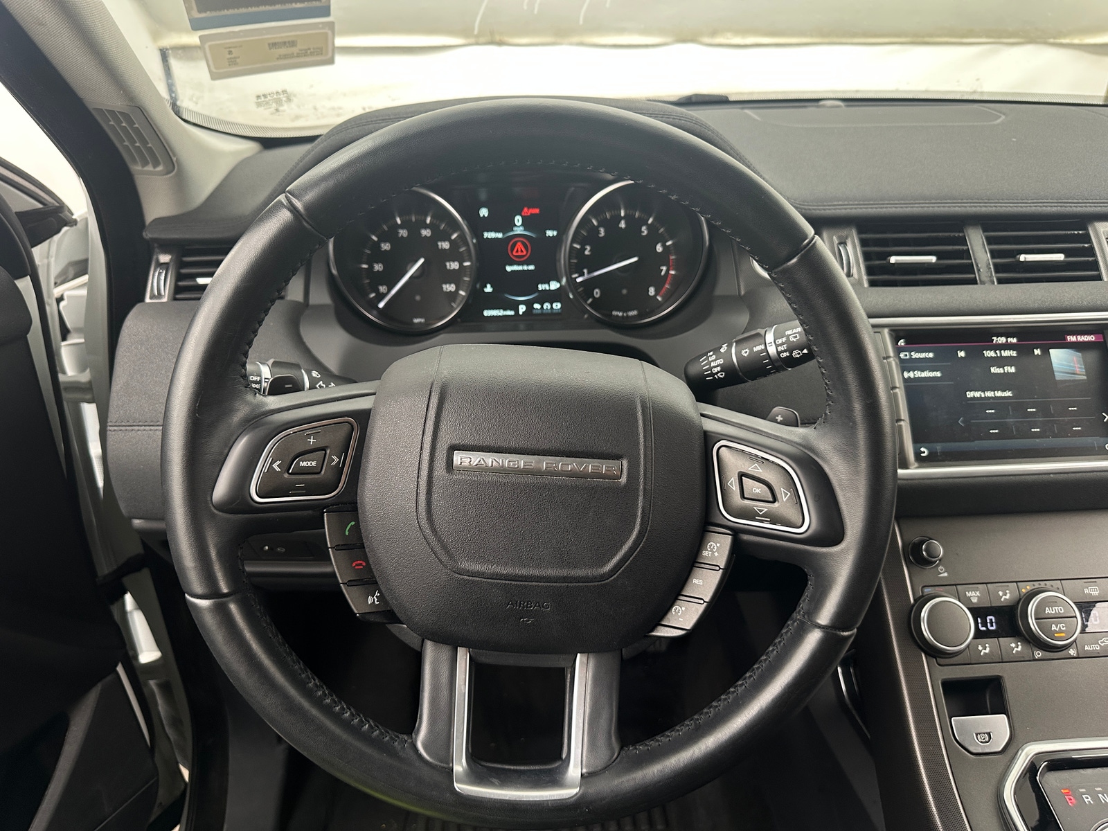 Thumbnail: 2019 Land Rover Range Rover Evoque - 4