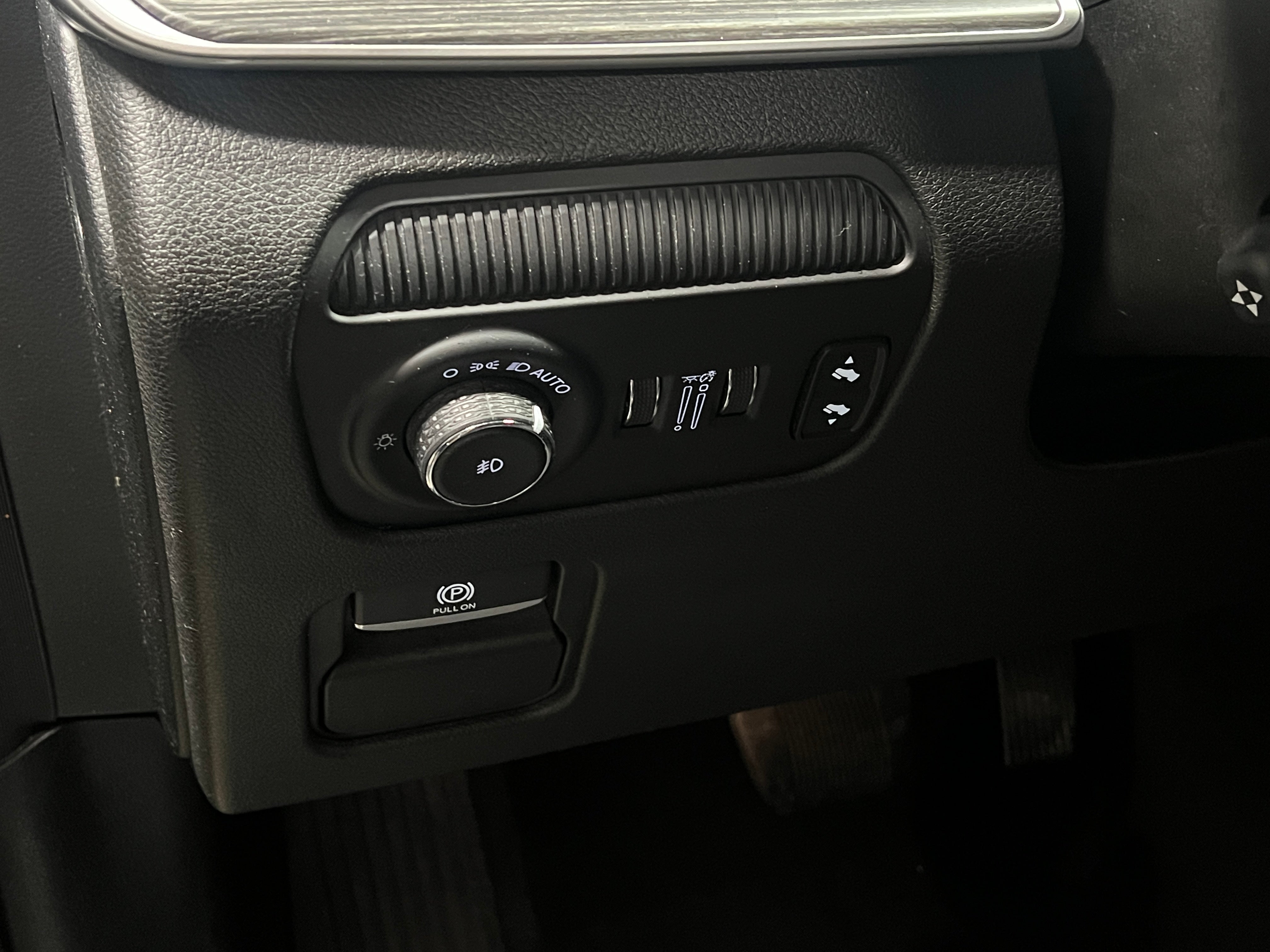 2023 Jeep Wagoneer Series II - Photo 10