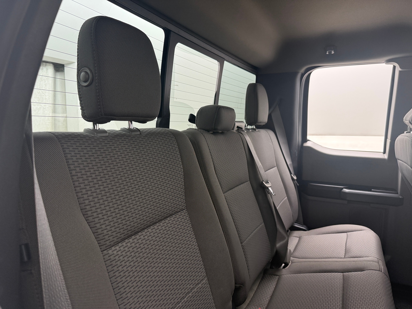 Thumbnail: 2018 Ford Econoline - 6