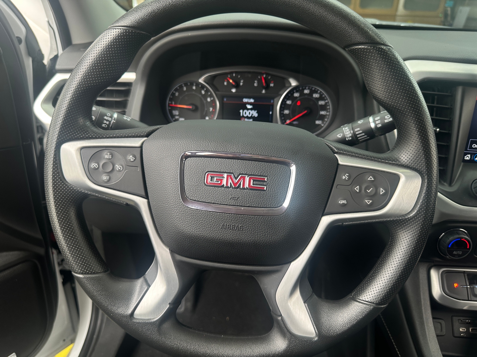 Thumbnail: 2023 GMC Acadia - 5