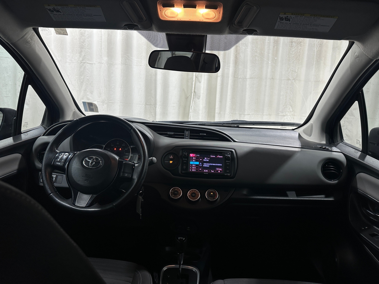 Thumbnail: 2017 Toyota Yaris - 3