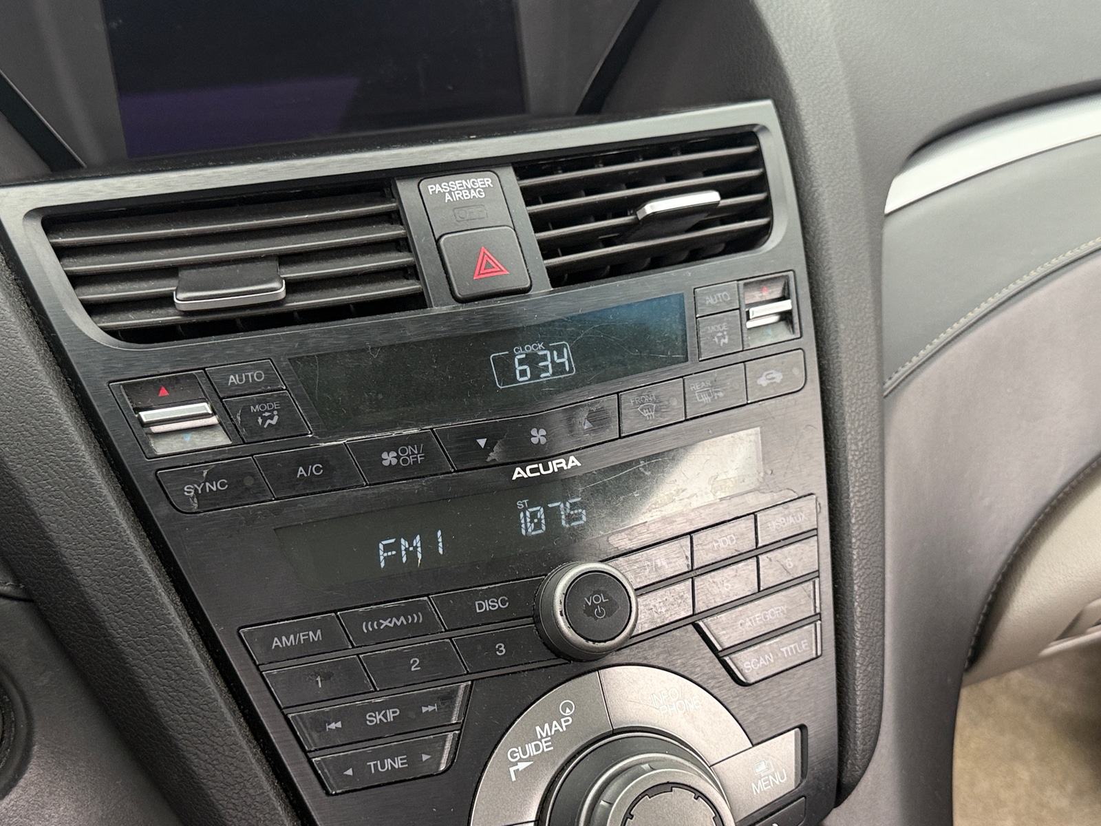 Thumbnail: 2010 Acura ZDX - 3