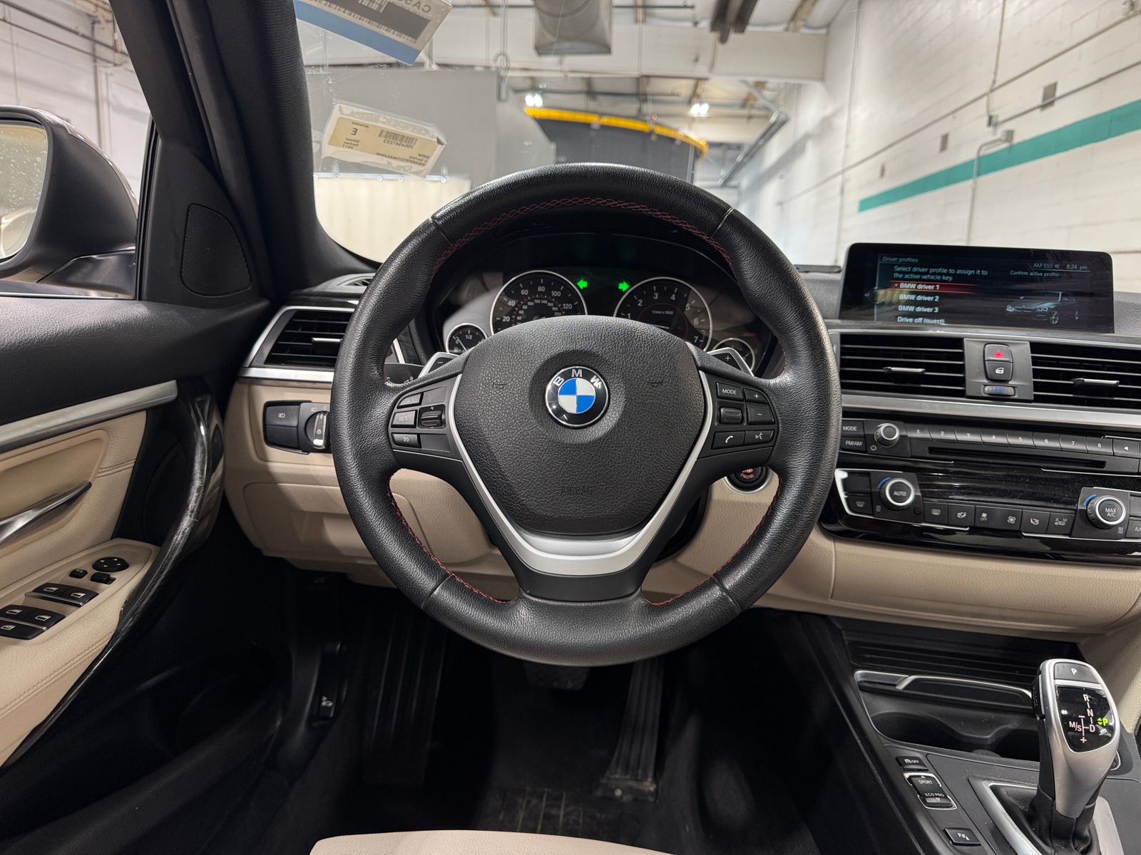Thumbnail: 2017 BMW 3 Series - 4
