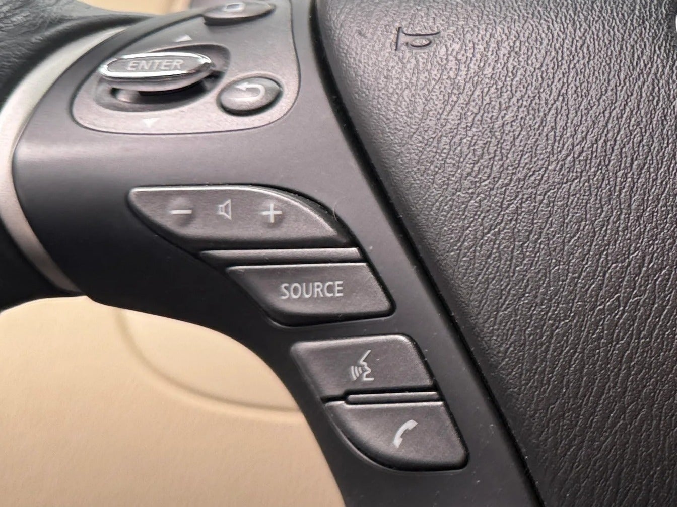 2017 INFINITI QX60 Base - Photo 18