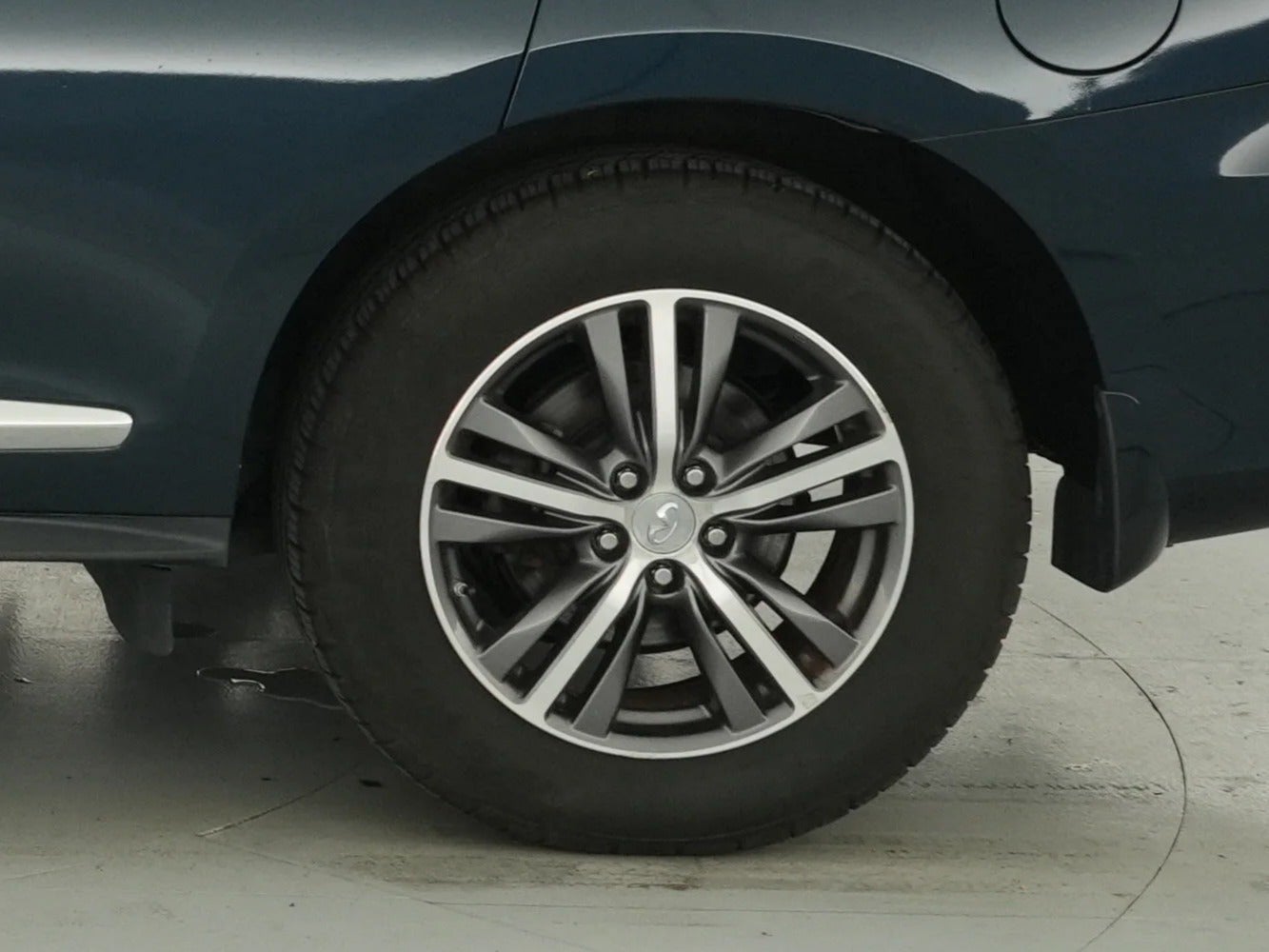 2017 INFINITI QX60 Base - Photo 21