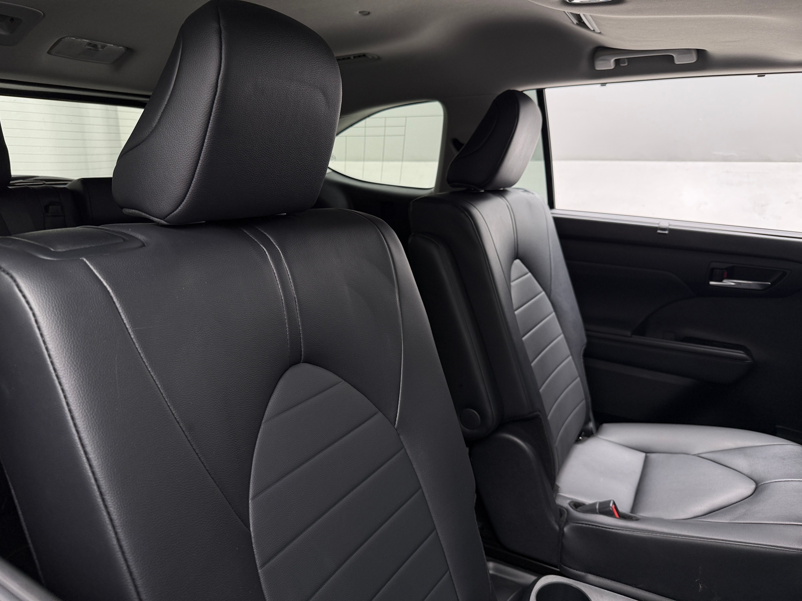 Thumbnail: 2024 Toyota Highlander - 6