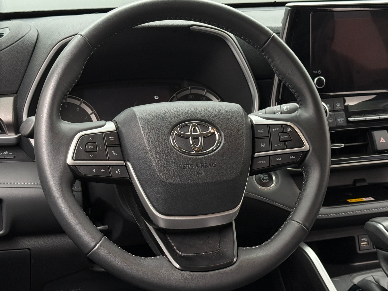 Thumbnail: 2024 Toyota Highlander - 5