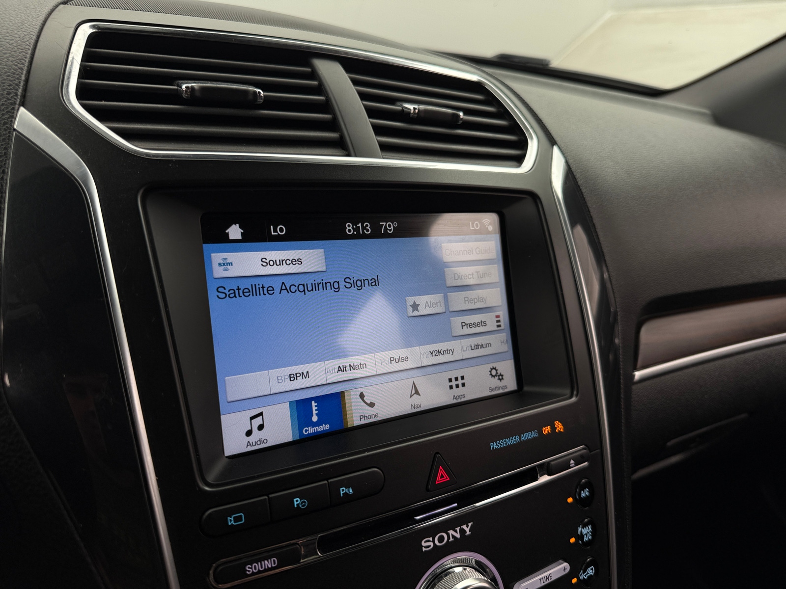 Thumbnail: 2018 Ford Explorer - 3