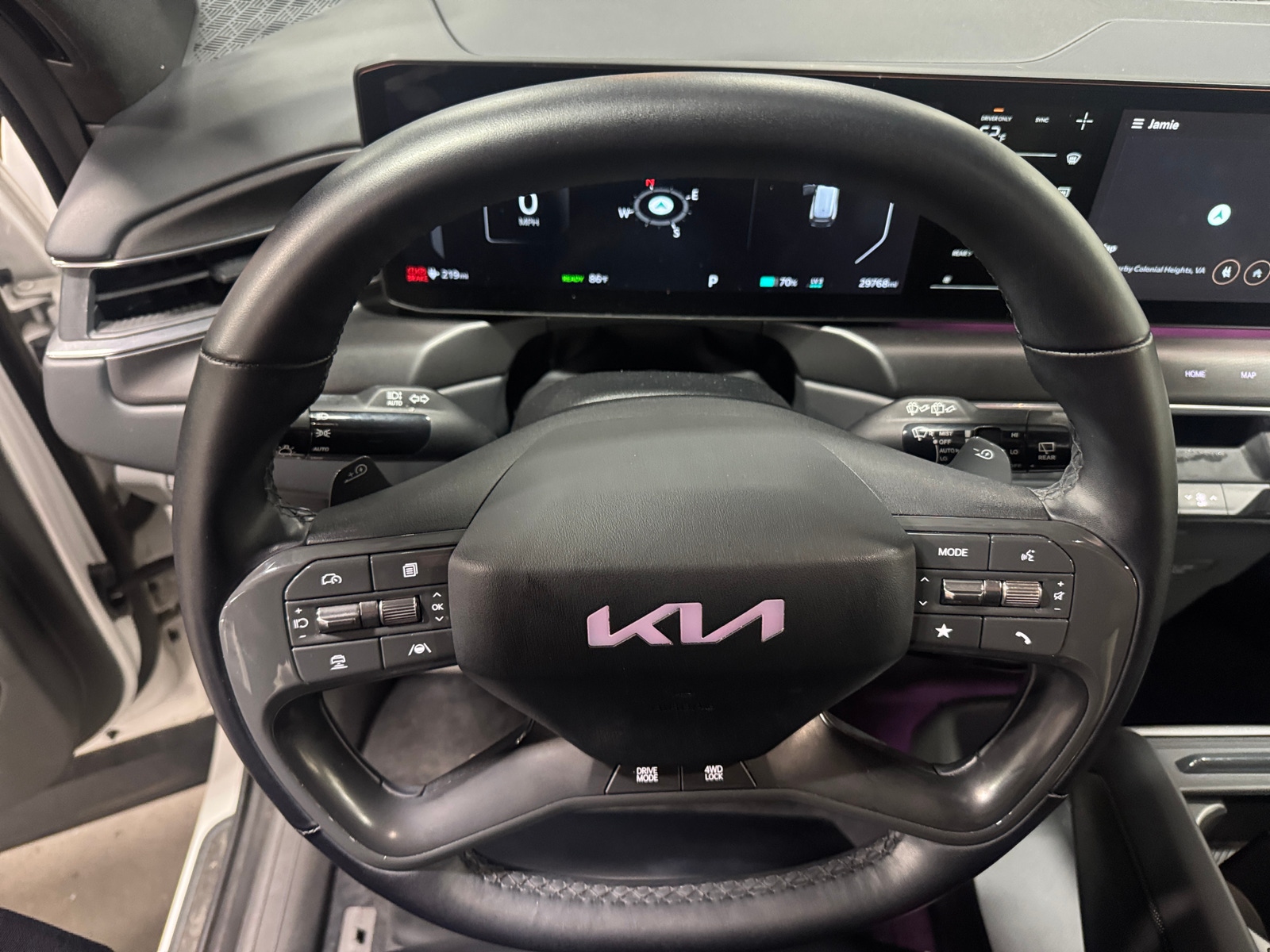 Thumbnail: 2024 Kia EV9 - 4