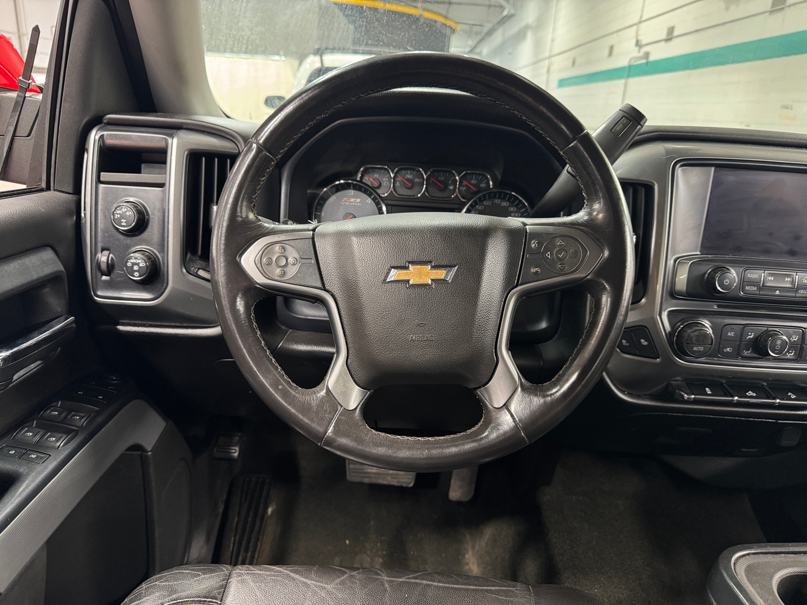 Thumbnail: 2015 Chevrolet Silverado 1500 - 4