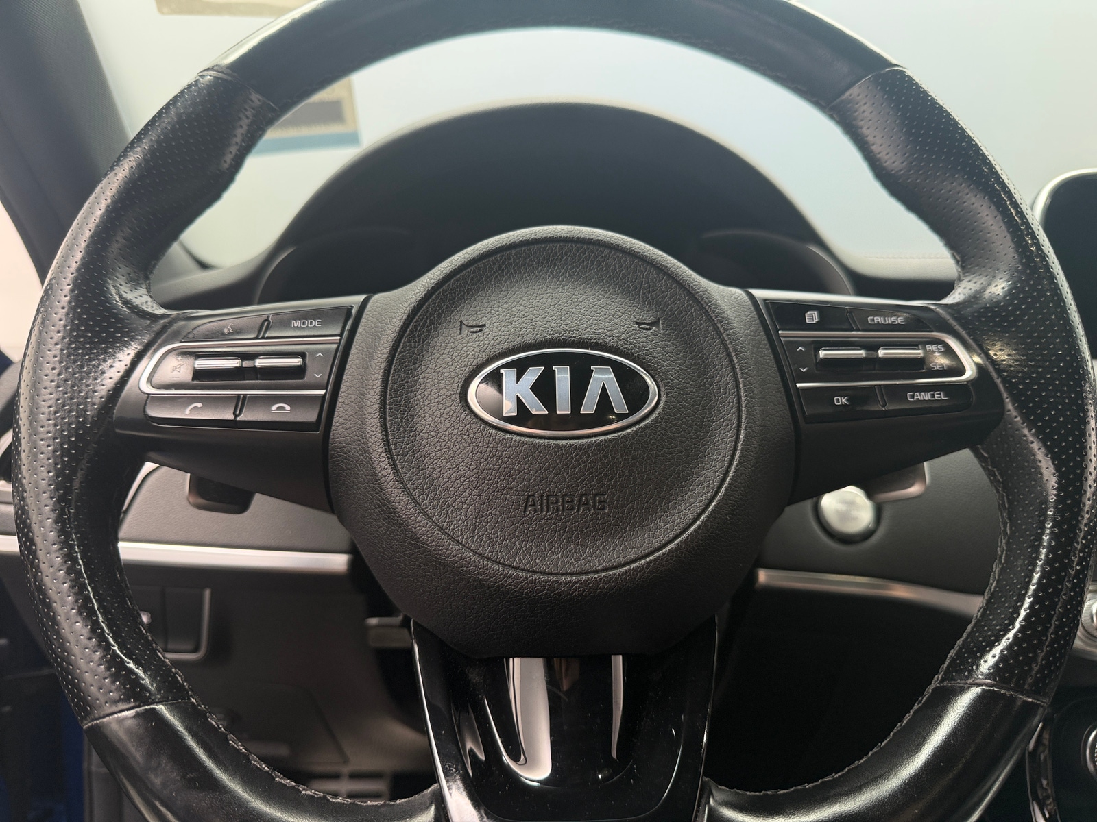 Thumbnail: 2021 Kia Stinger - 4