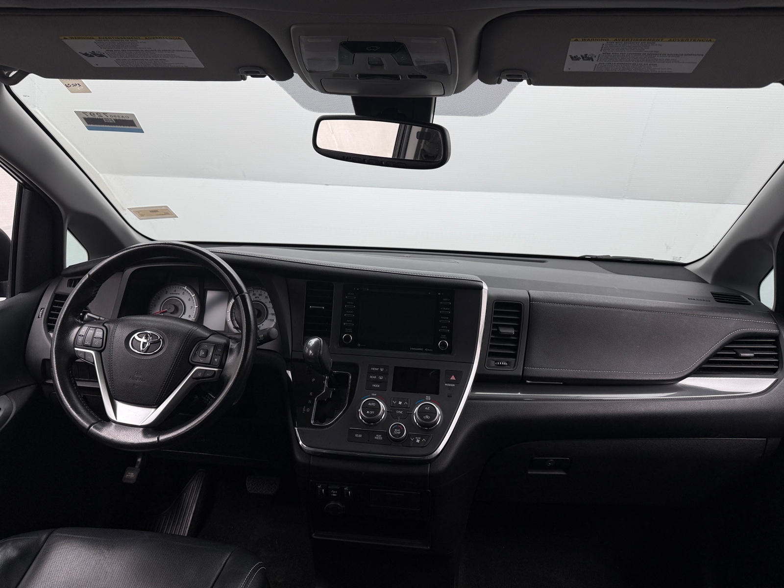 Thumbnail: 2018 Toyota Sienna - 2