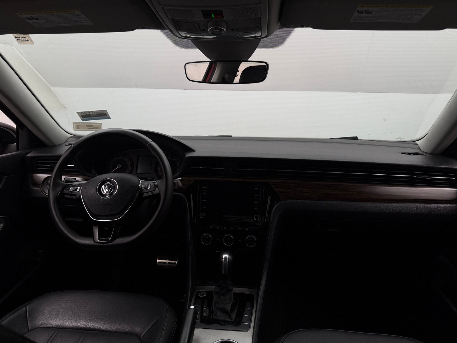 Thumbnail: 2022 Volkswagen Passat - 2