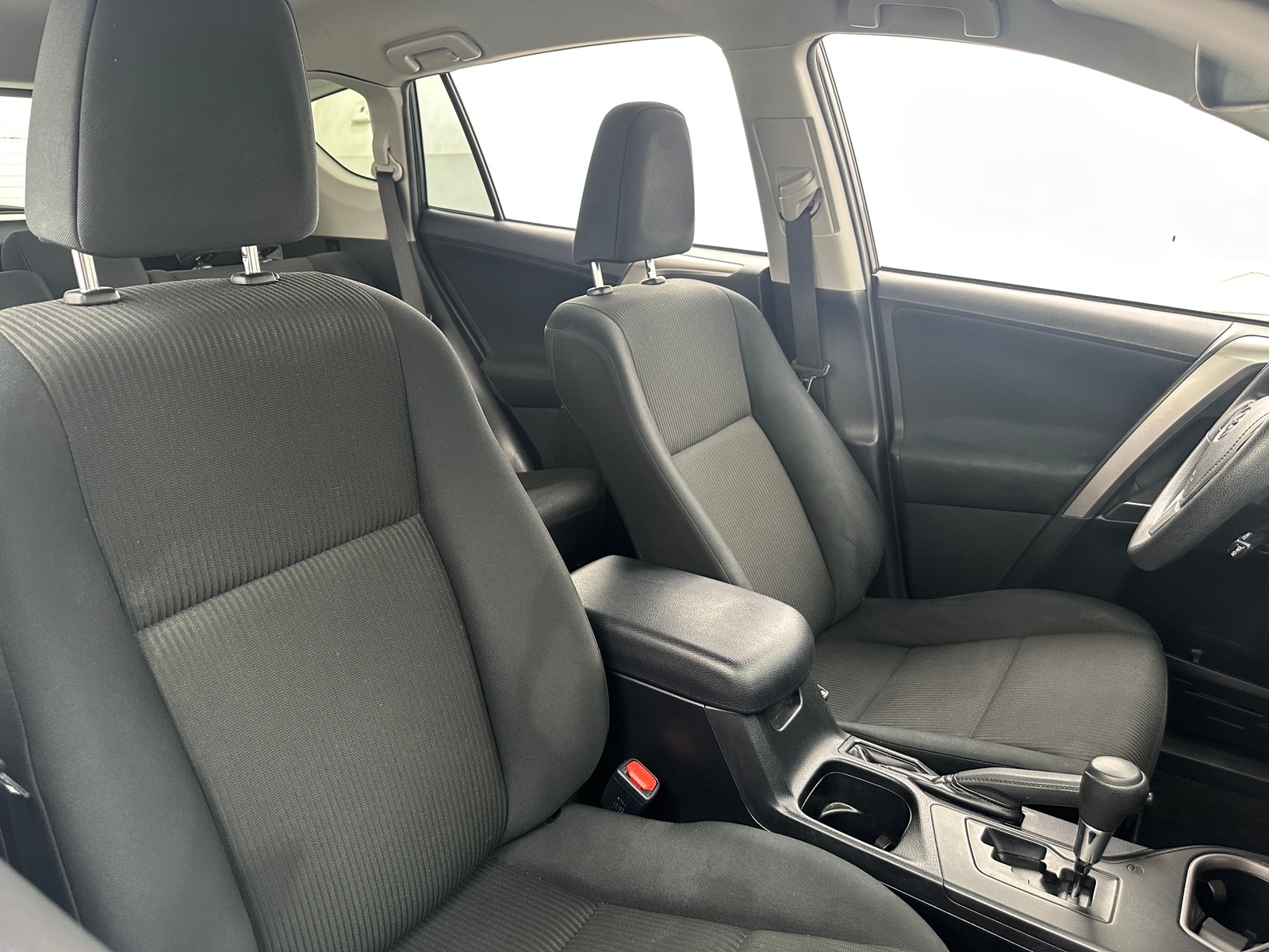 Thumbnail: 2017 Toyota RAV4 - 2