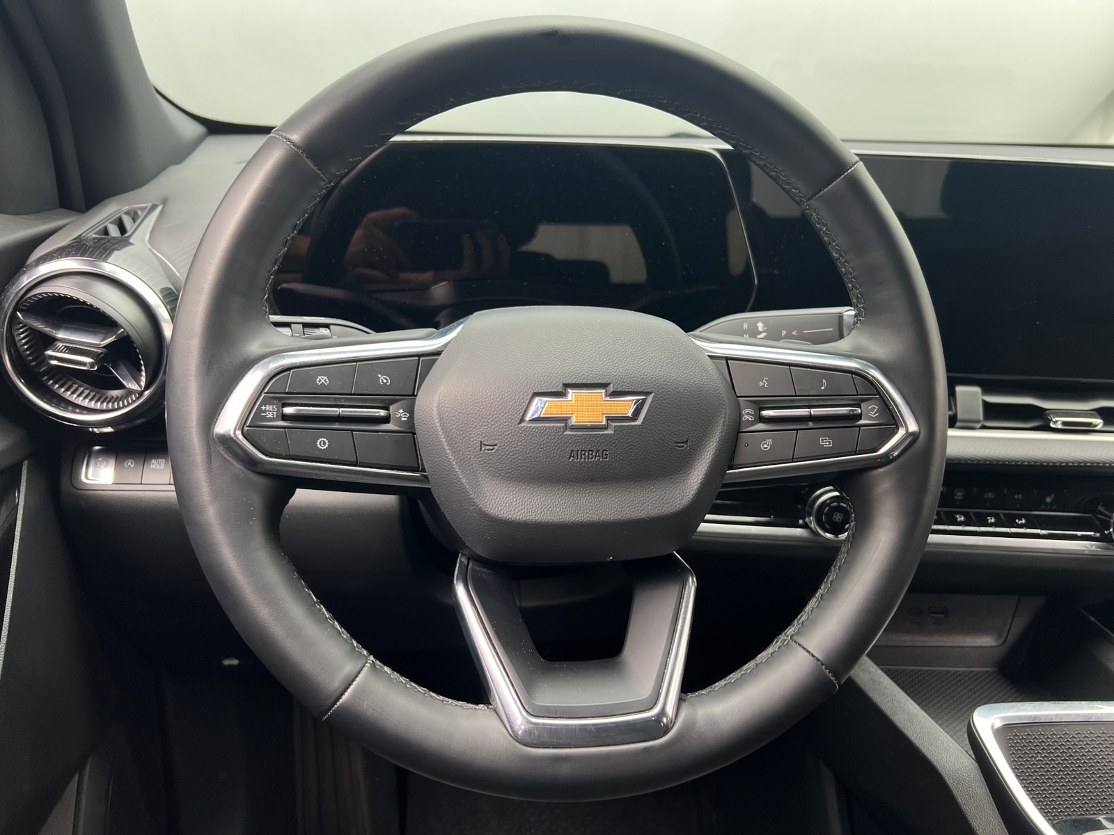Thumbnail: 2025 Chevrolet Equinox - 5