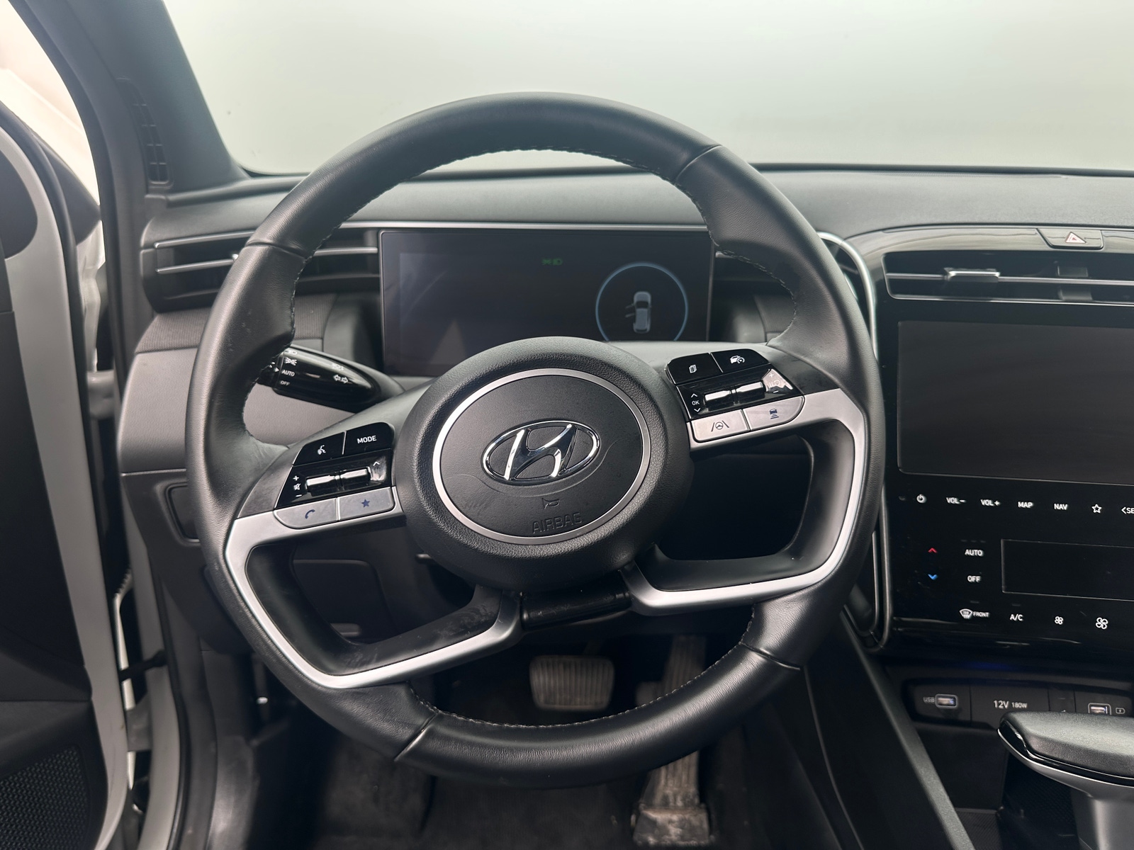 Thumbnail: 2024 Hyundai Tucson - 4