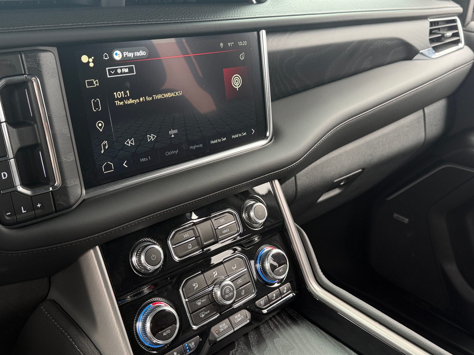 Thumbnail: 2024 GMC Yukon - 3