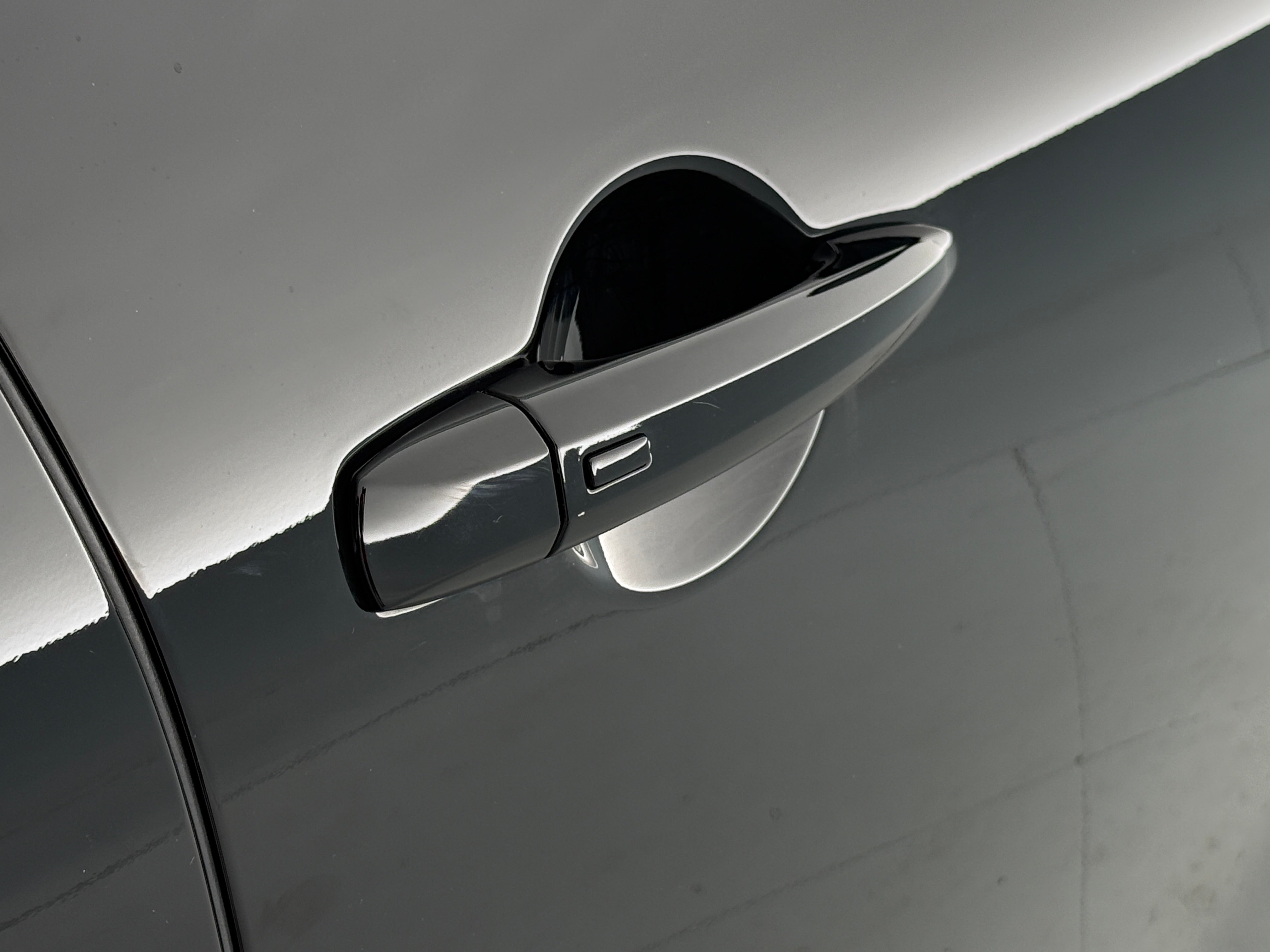 2025 Nissan Pathfinder S - Photo 18