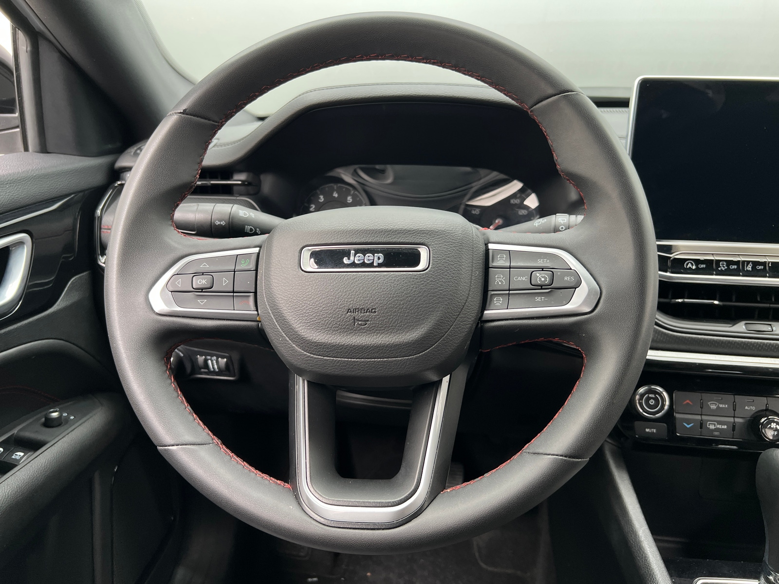 Thumbnail: 2025 Jeep Compass - 5