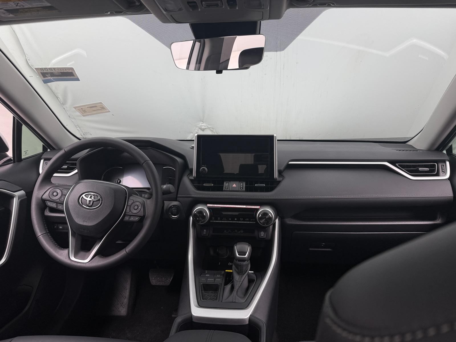 Thumbnail: 2025 Toyota RAV4 - 2