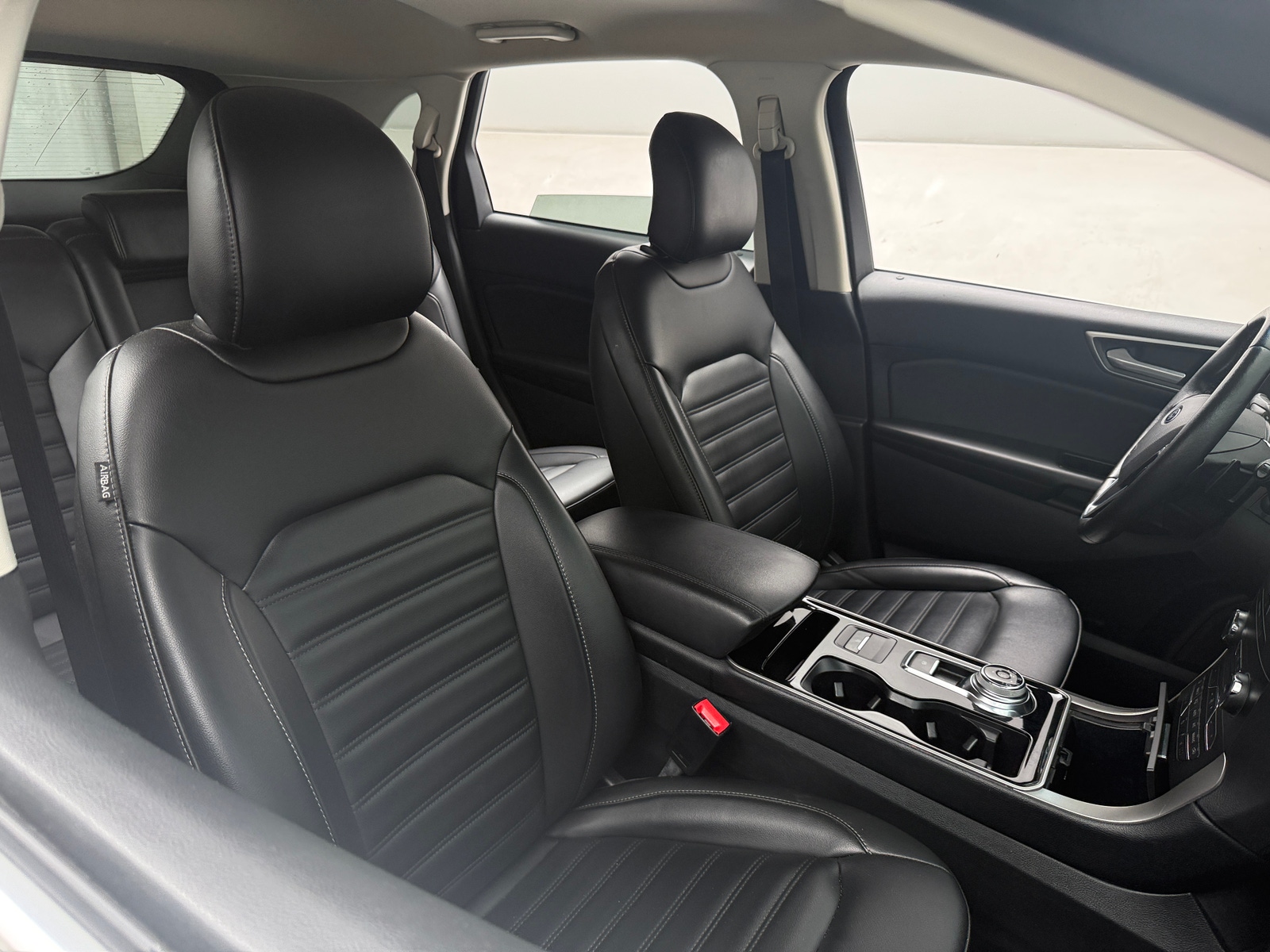 Thumbnail: 2019 Ford Edge - 2