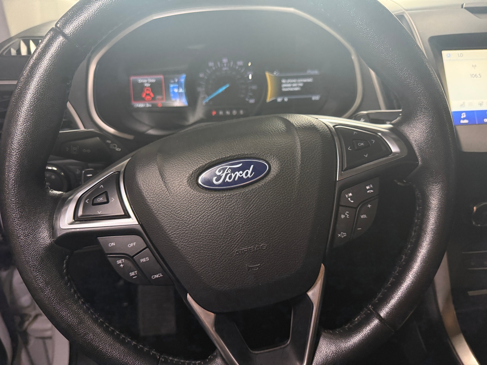 Thumbnail: 2019 Ford Edge - 5