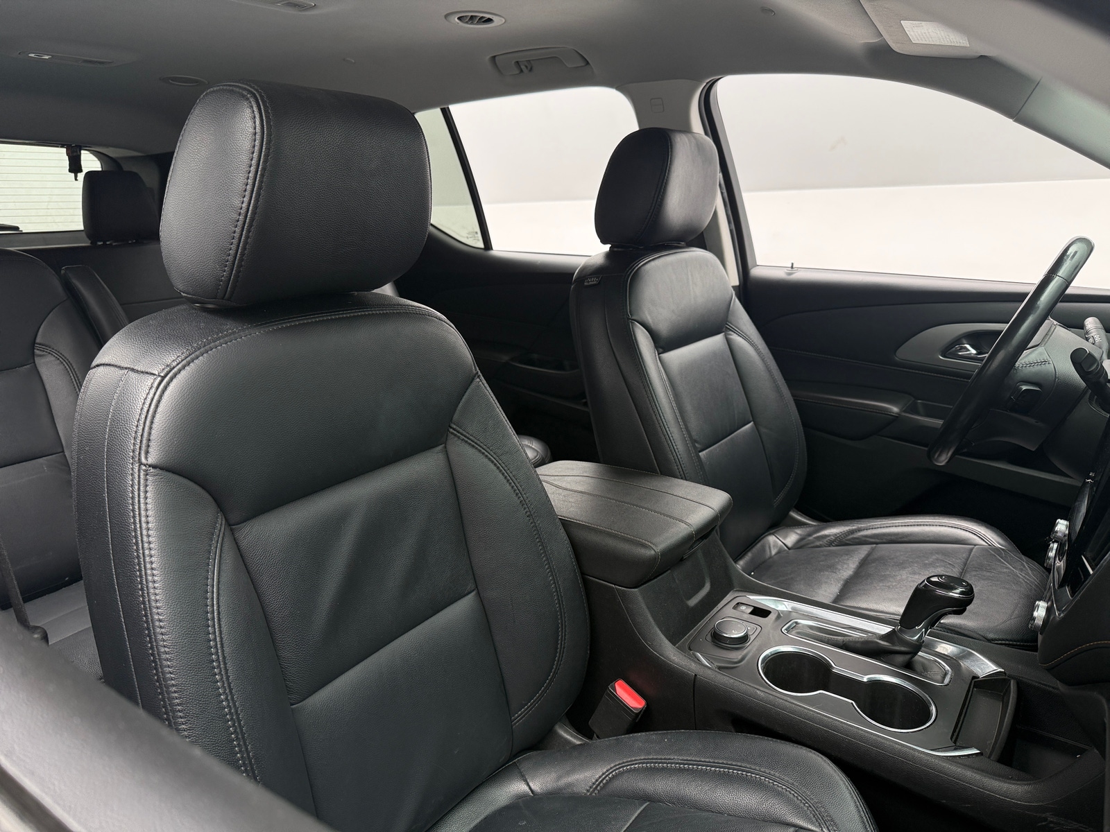 Thumbnail: 2020 Chevrolet Traverse - 2