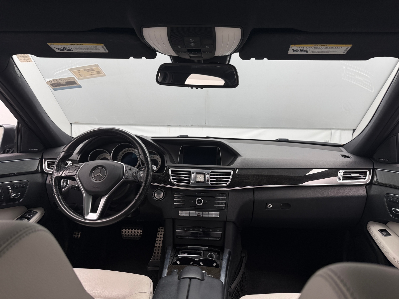 Thumbnail: 2016 Mercedes-Benz E-Class - 2