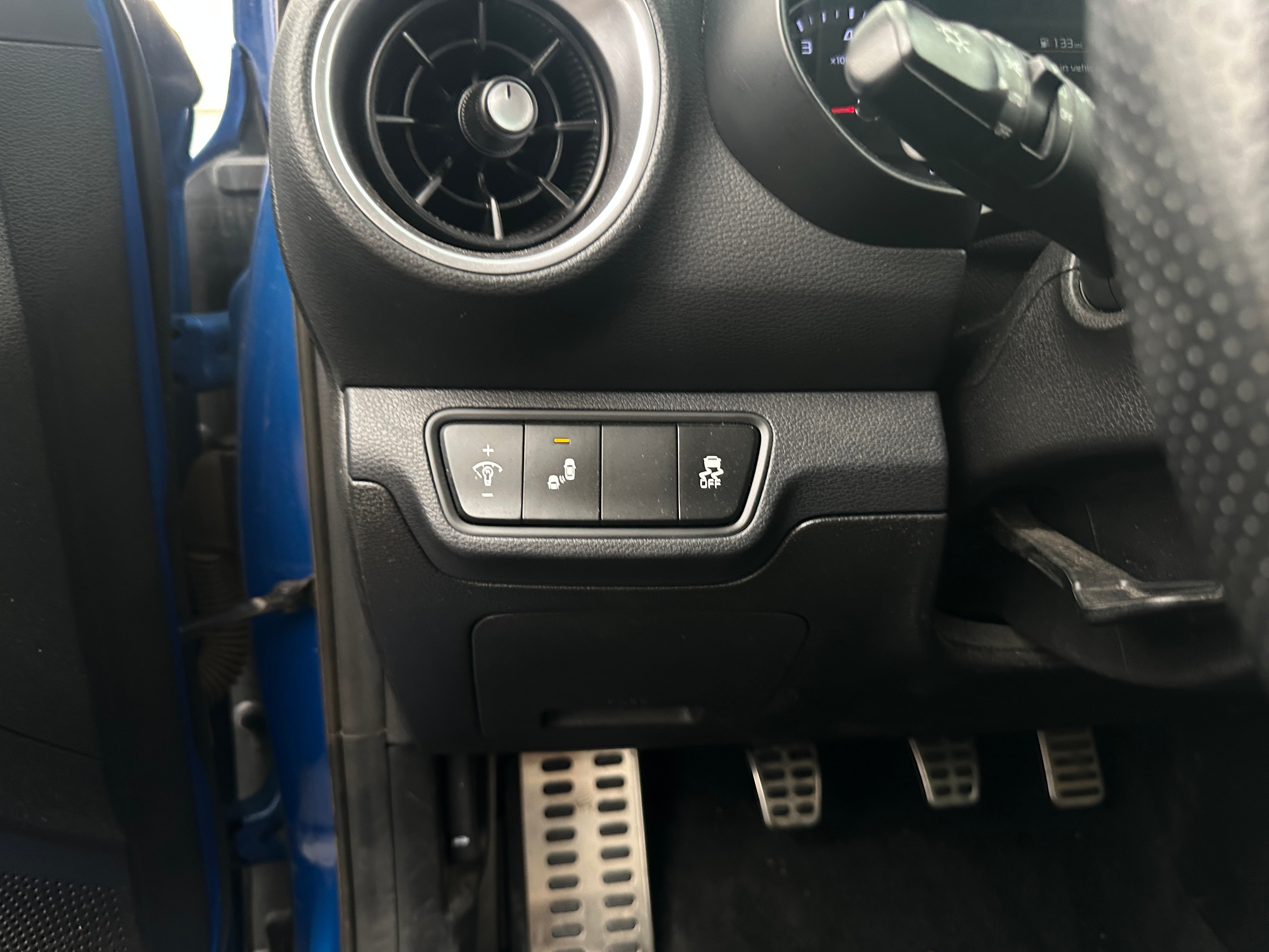 3KPF44AC8PE526103
