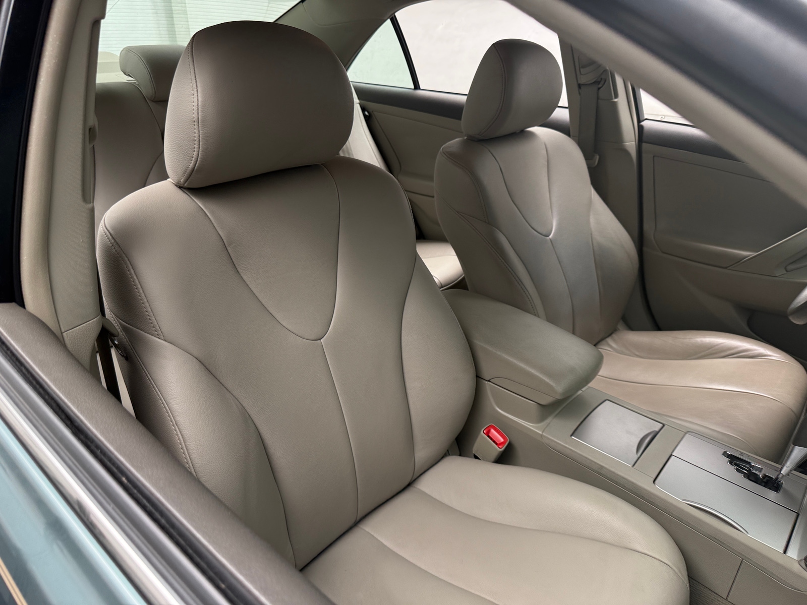 Thumbnail: 2011 Toyota Camry - 2