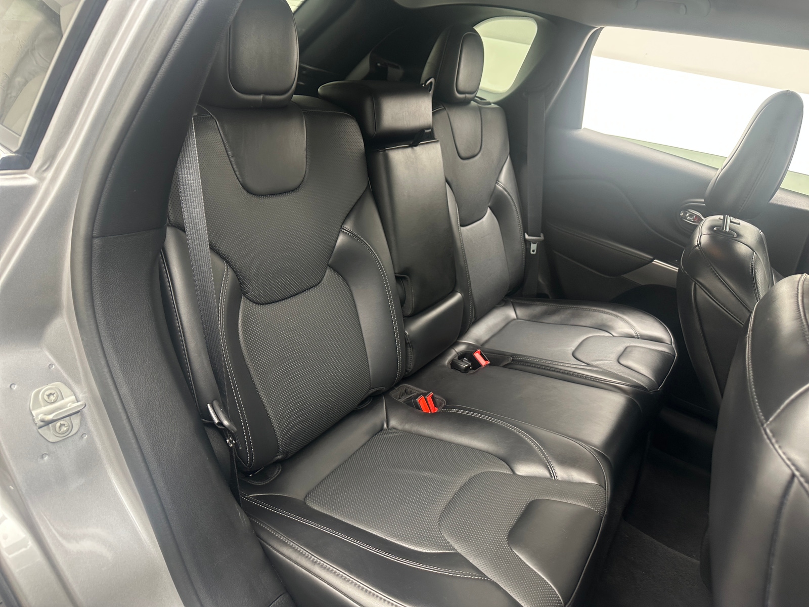 Thumbnail: 2021 Jeep Cherokee - 5