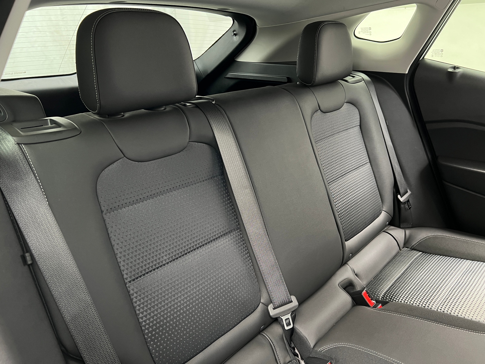 Thumbnail: 2025 Chevrolet Trax - 6