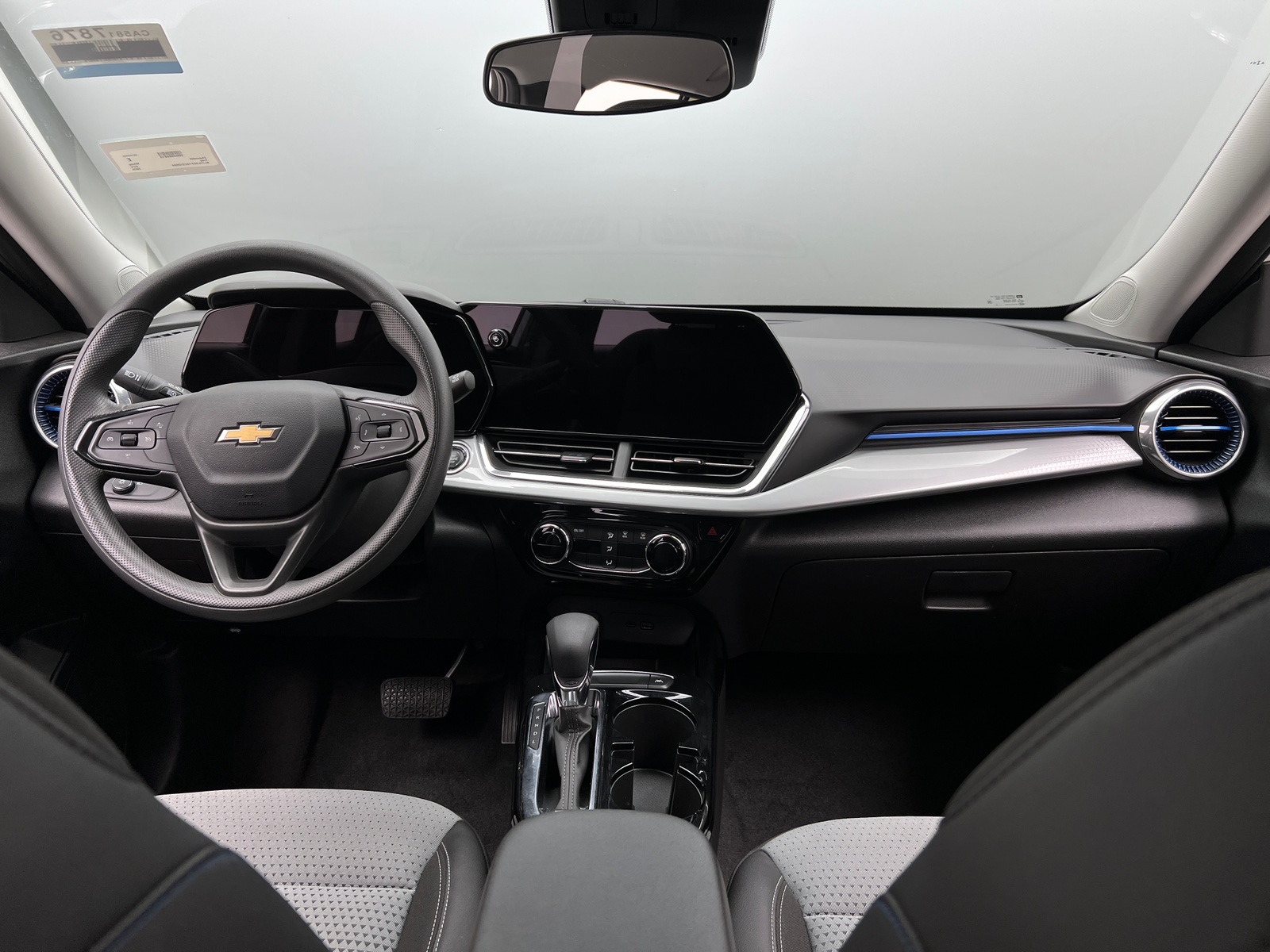 Thumbnail: 2025 Chevrolet Trax - 3