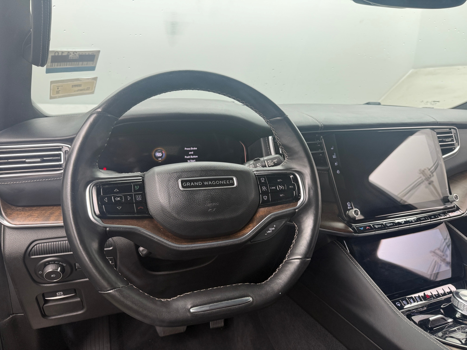 Thumbnail: 2022 Jeep Grand Wagoneer - 4