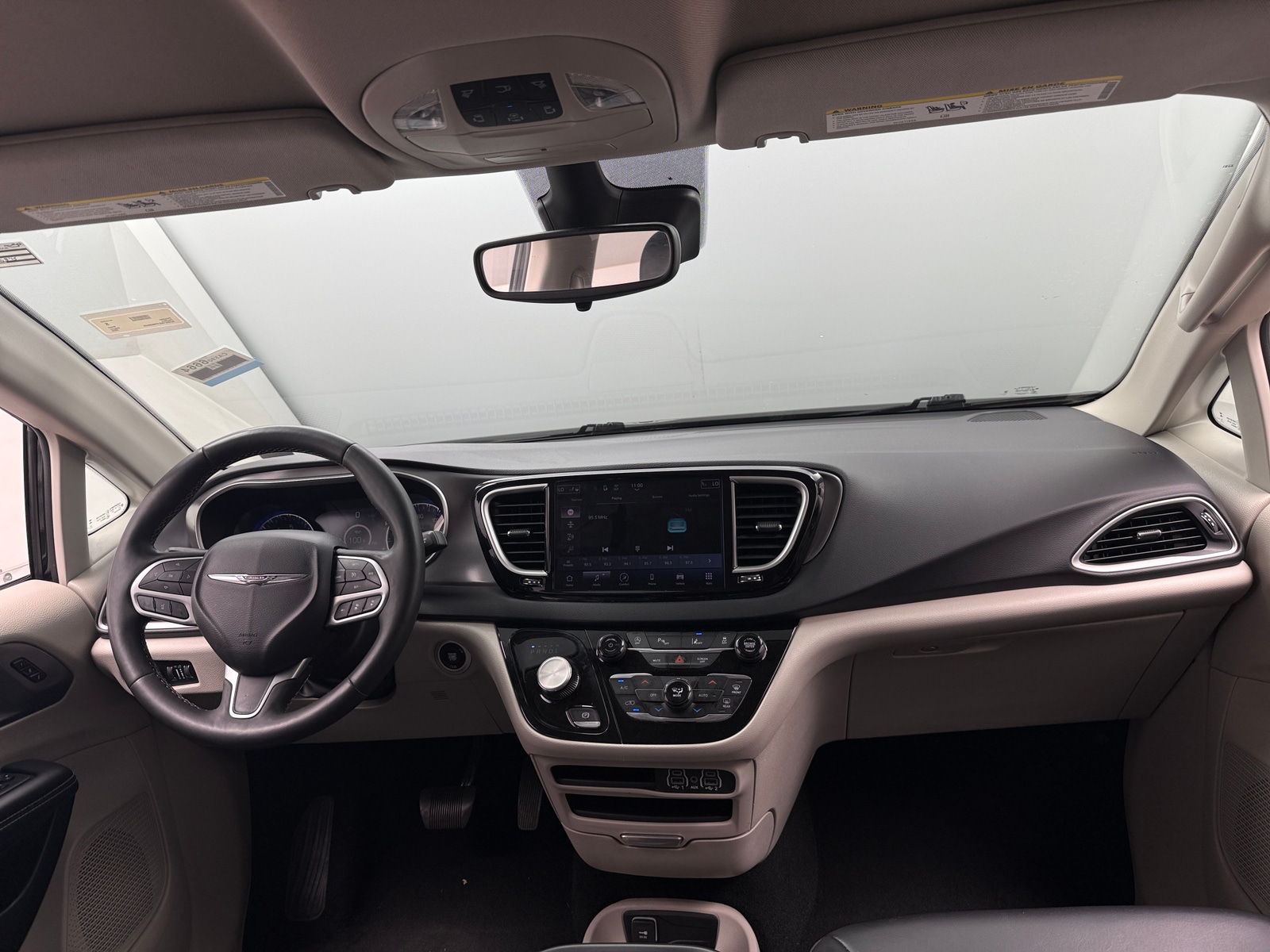 Thumbnail: 2023 Chrysler Pacifica - 2