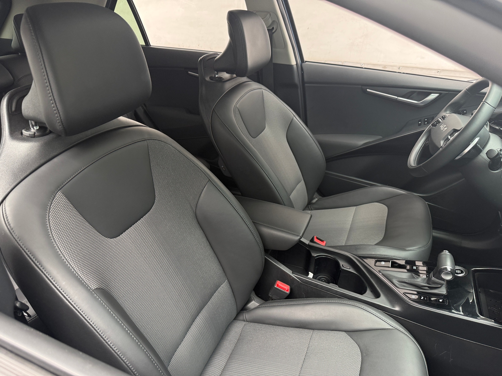Thumbnail: 2024 Kia Niro - 2