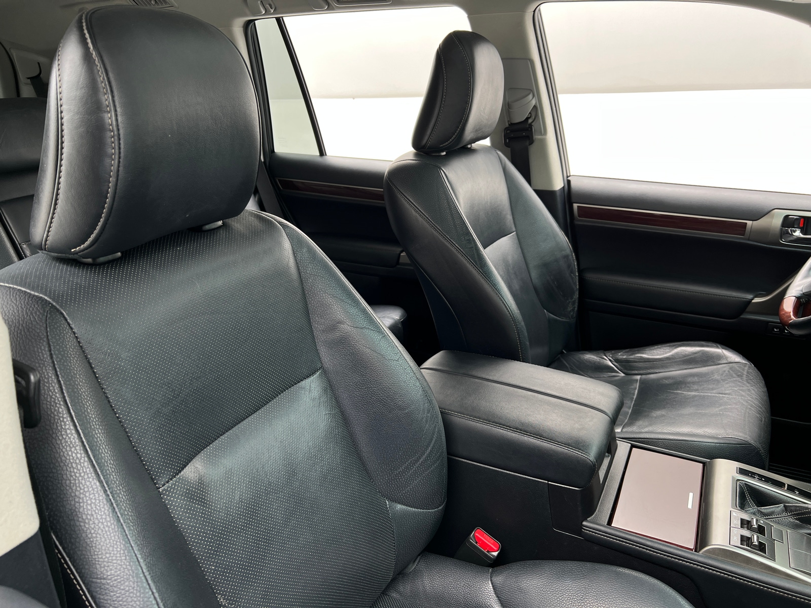 Thumbnail: 2015 Lexus GX - 2