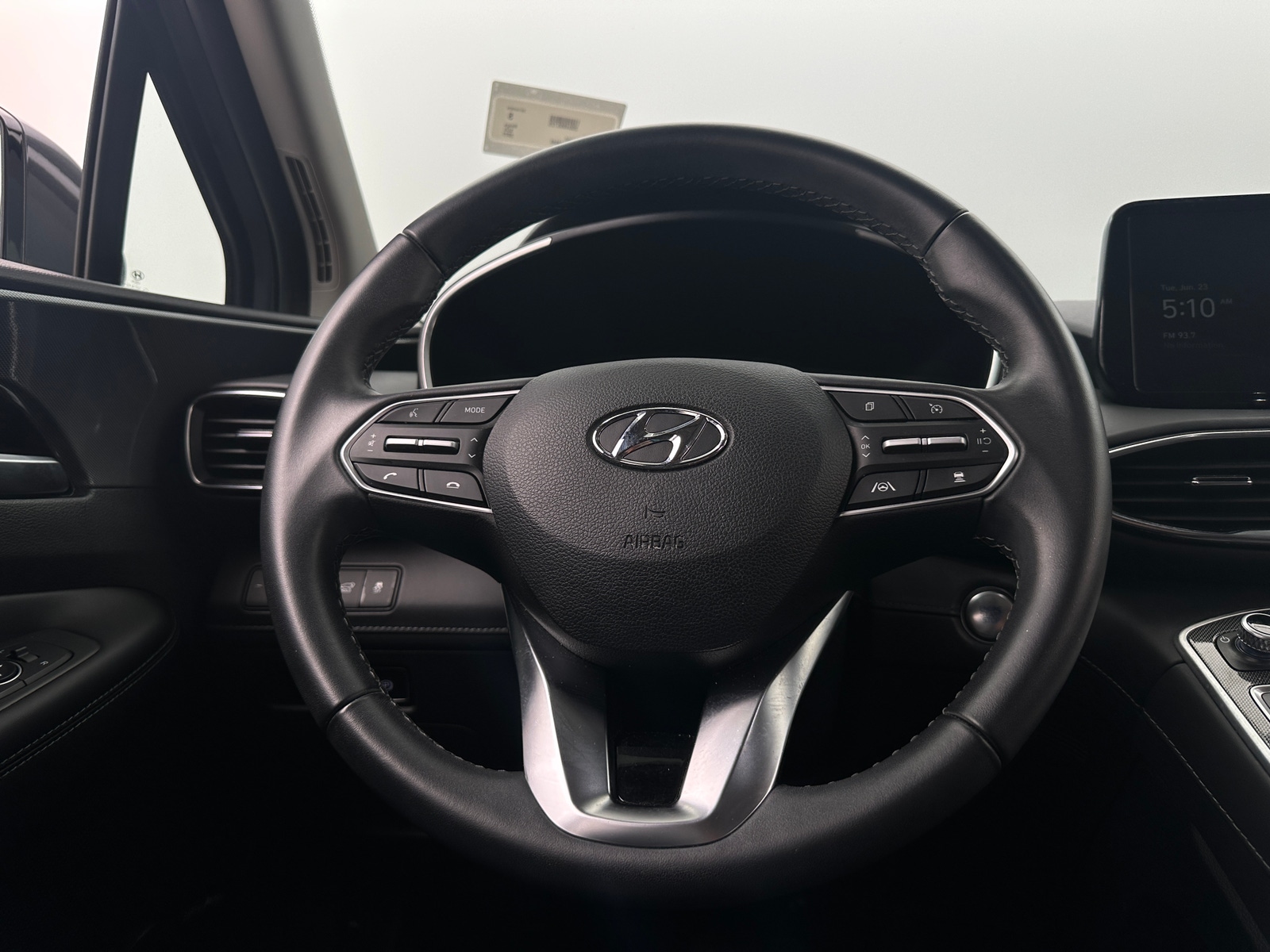 Thumbnail: 2023 Hyundai Santa Fe - 4