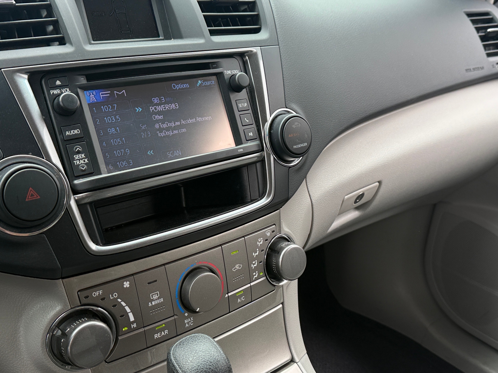 Thumbnail: 2013 Toyota Highlander - 4