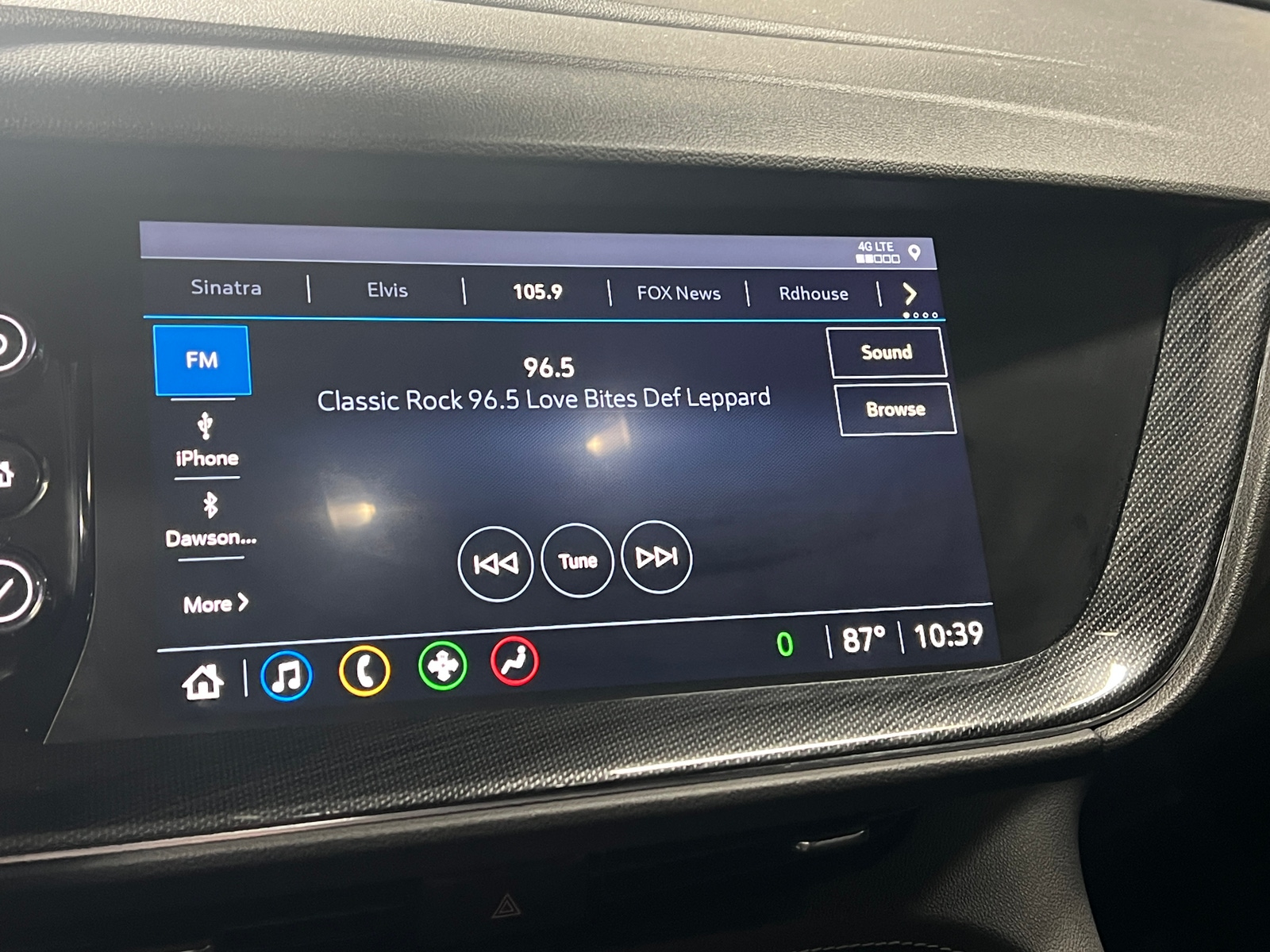 Thumbnail: 2021 Buick Envision - 3