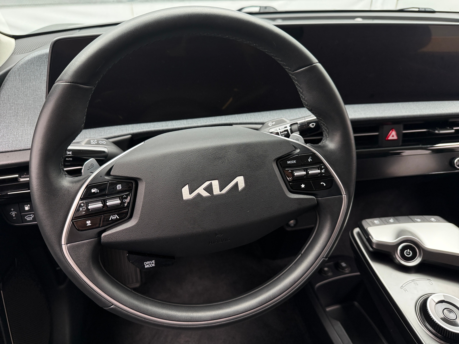 Thumbnail: 2023 Kia EV6 - 4