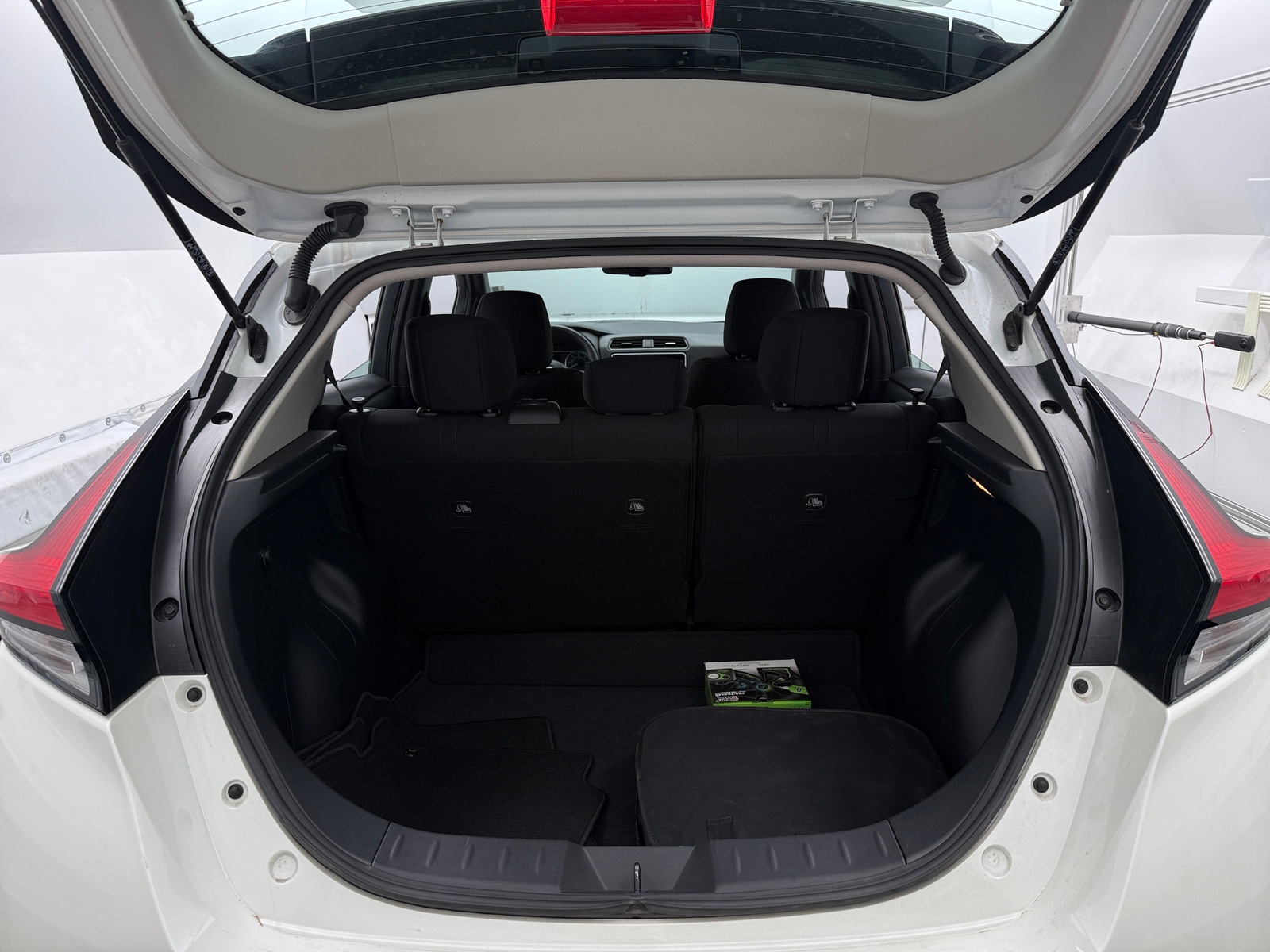 Thumbnail: 2024 Nissan Leaf - 7