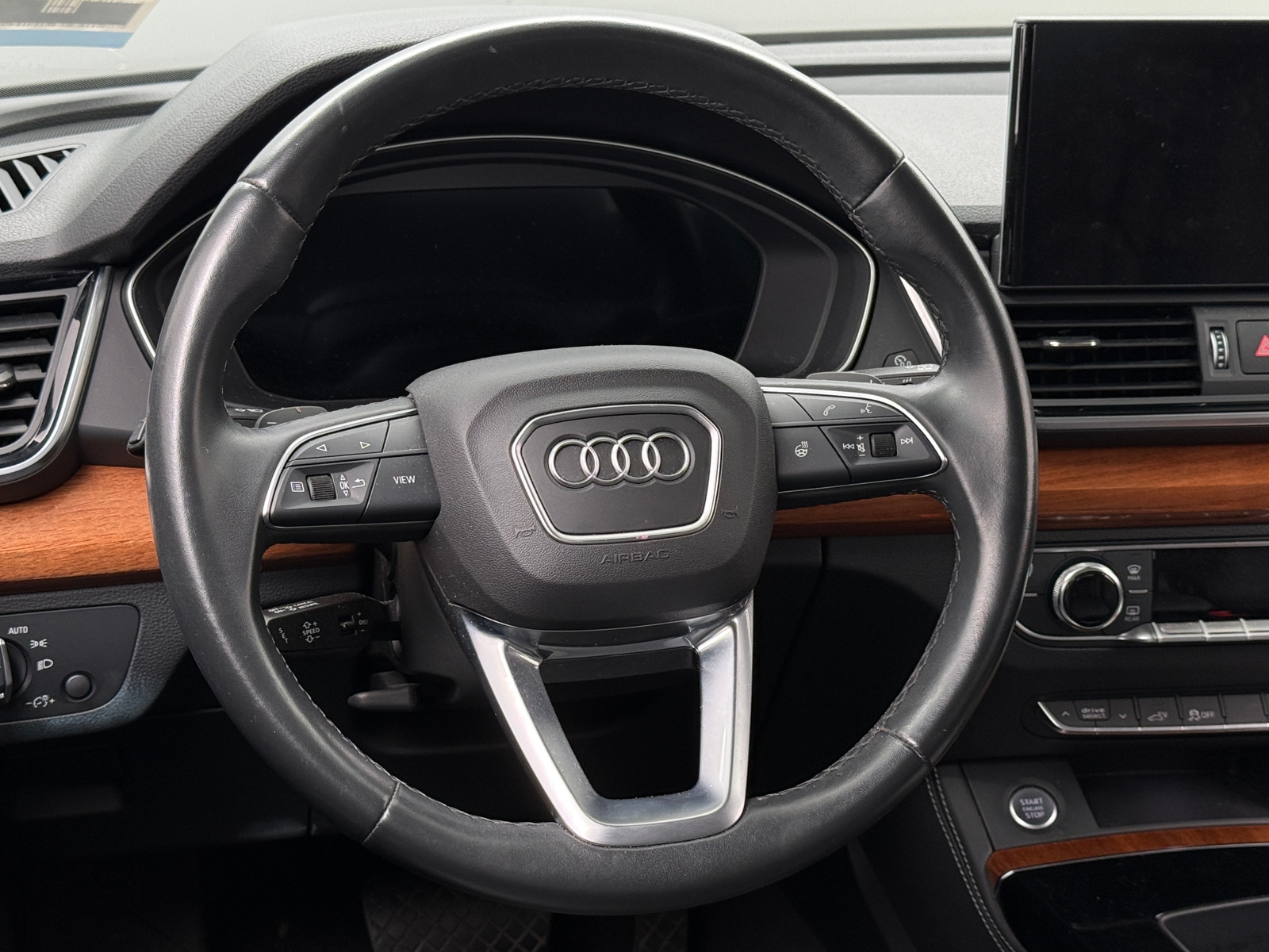 Thumbnail: 2021 Audi Q5 - 4